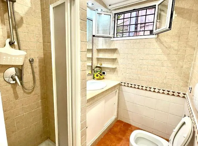 Dani House *