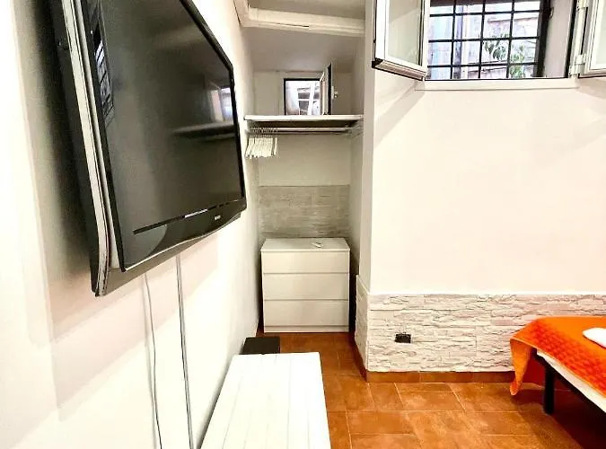 Apartment Dani House *