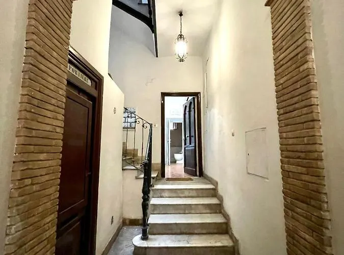 Dani House *